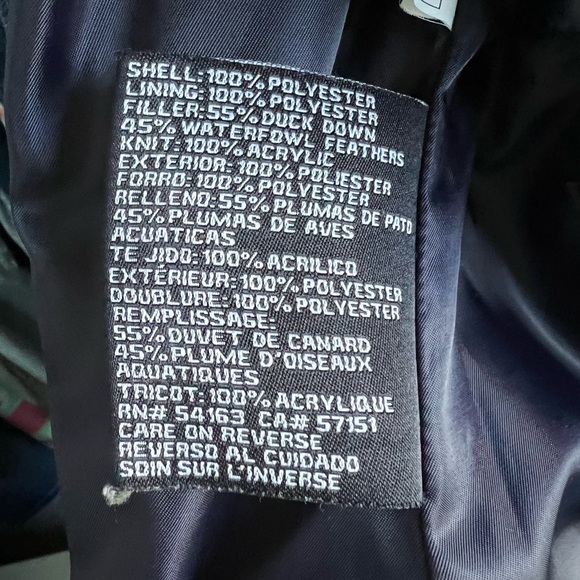 Guess puffer women’s jacket. - Picture 6 of 7